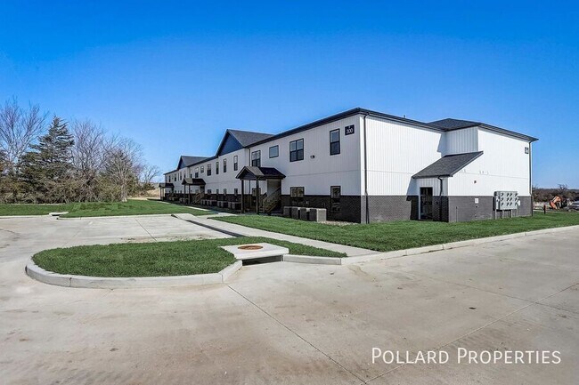 Foto del edificio - 611 Parkview Dr