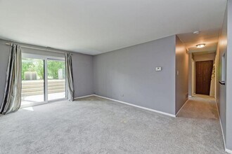 Building Photo - 1464 Stonebridge Cir
