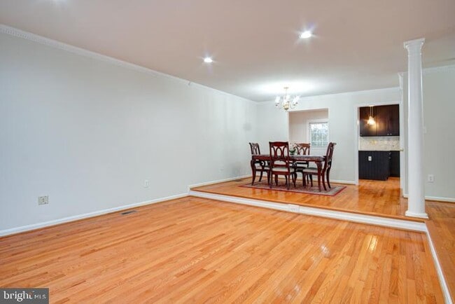 Foto del edificio - 6912 Kerrywood Cir