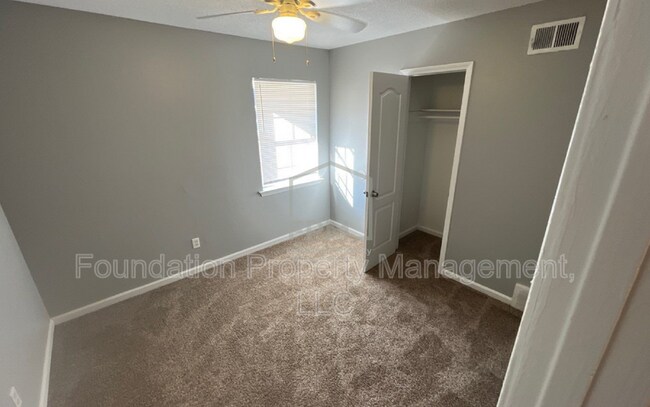 Building Photo - 4100 Maumee St