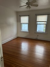 Building Photo - 115 Brown St