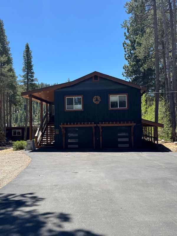 Foto principal - 11869 Deerfield Dr