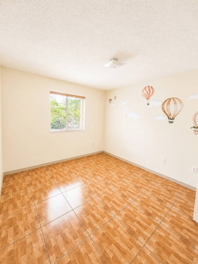 Foto del edificio - 8356 NW 10th St