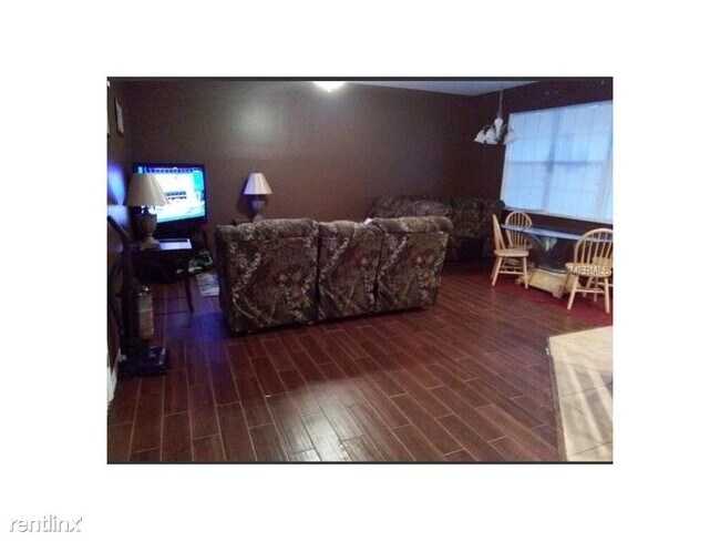 Building Photo - 3 br, 2.5 bath Townhome - 2243 Sweet Holly Ln