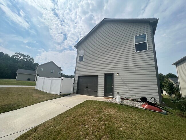 Foto del edificio - 1284 Towne Square Ct