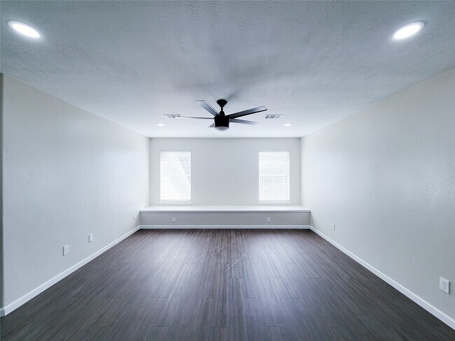 Building Photo - 21007 Bright Lake Bend Ct