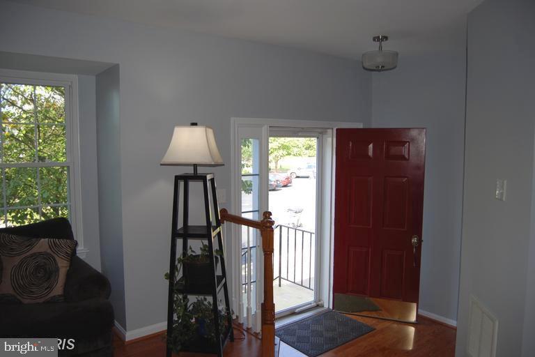 Primary Photo - 11211 Kings Crest Ct