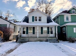 Building Photo - 36 E Bernhard Ave