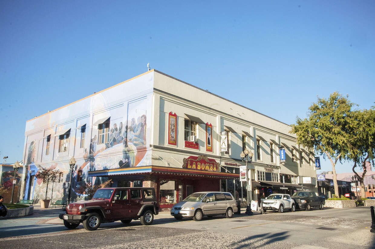Foto principal - 175 W 2nd St