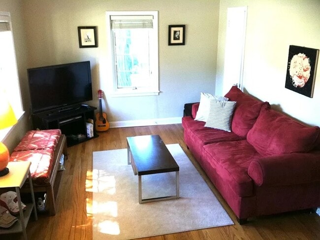 Living Room with Hardwood Flooring - 306 N Blackhawk Ave