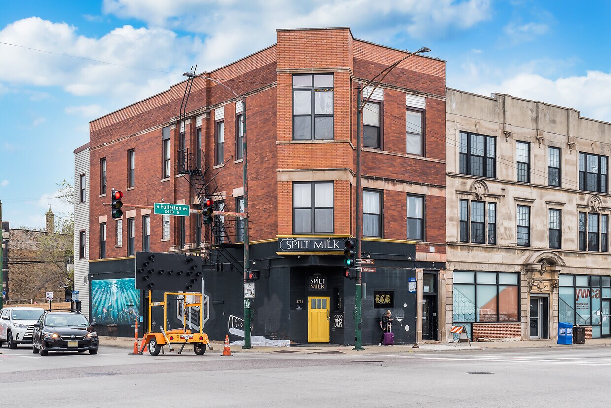 2758 W Fullerton Ave Unit FRNT 2, Chicago, IL 60647 2758 W Fullerton
