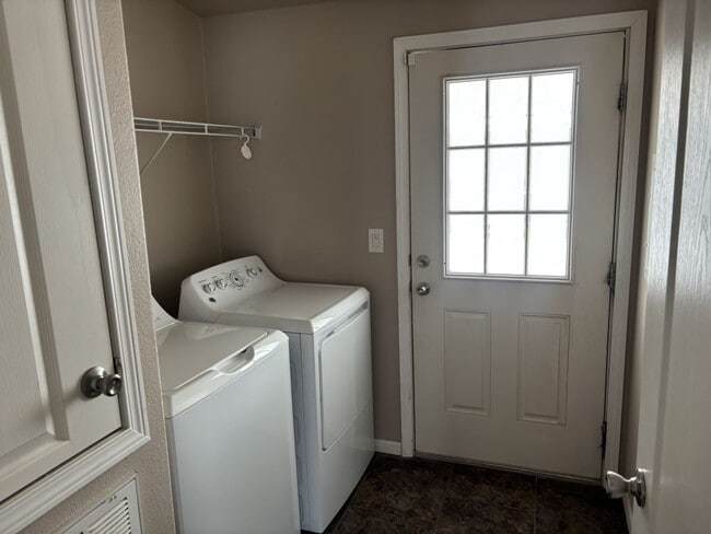 Building Photo - 11411 N 91st Ave