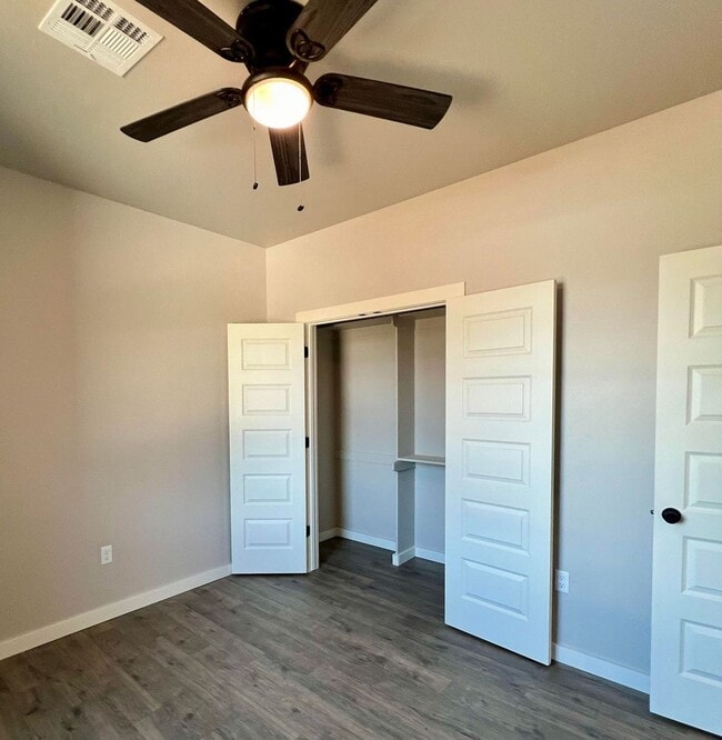 Building Photo - 4727 Spring Ridge Rd