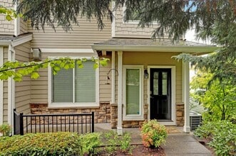 Building Photo - 10533 NE Avery Way