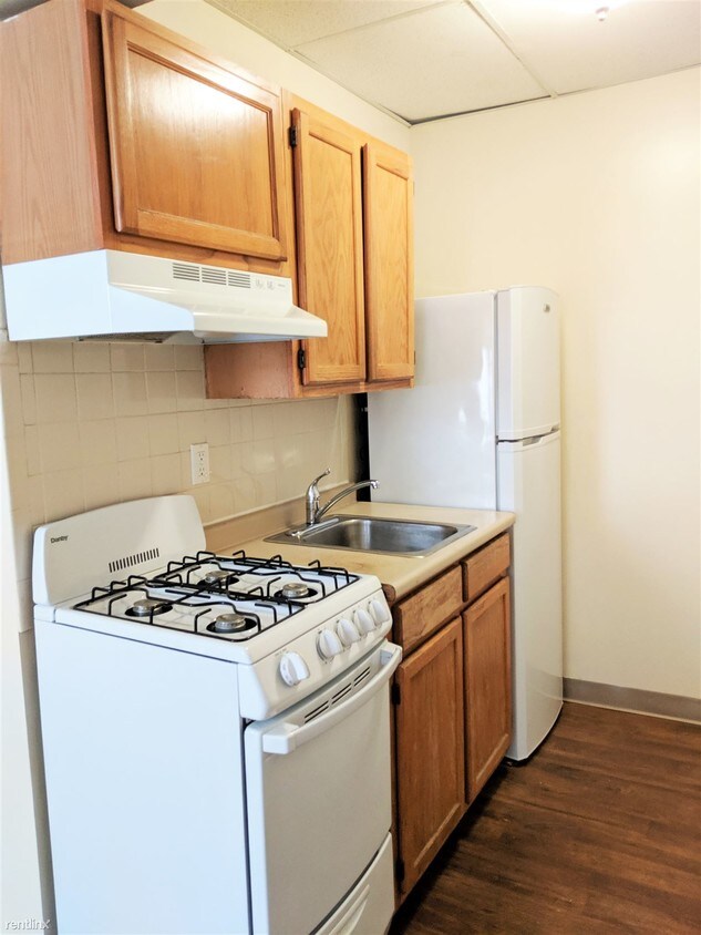 Building Photo - Studio, 1 bath Apartment - 3919 Pine St 1F