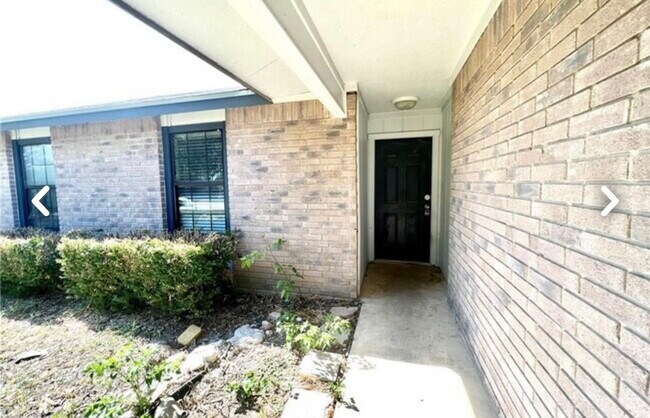 Foto del edificio - 1712 Ridgeway