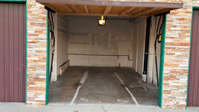 Building Photo - 1451 Redondo Ave