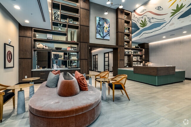 Resident Lounge - The Bouldin
