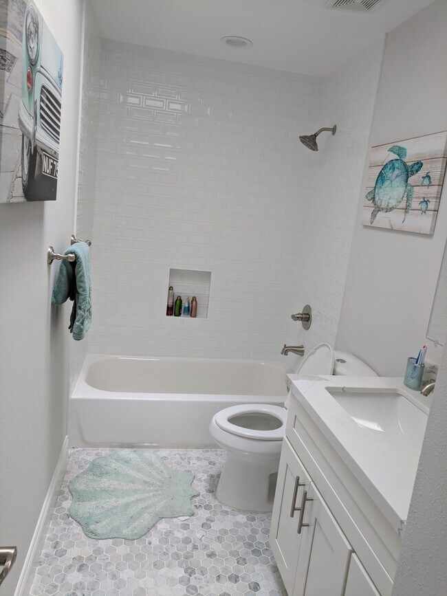 Bathroom - 5830 Saint Paul Dr