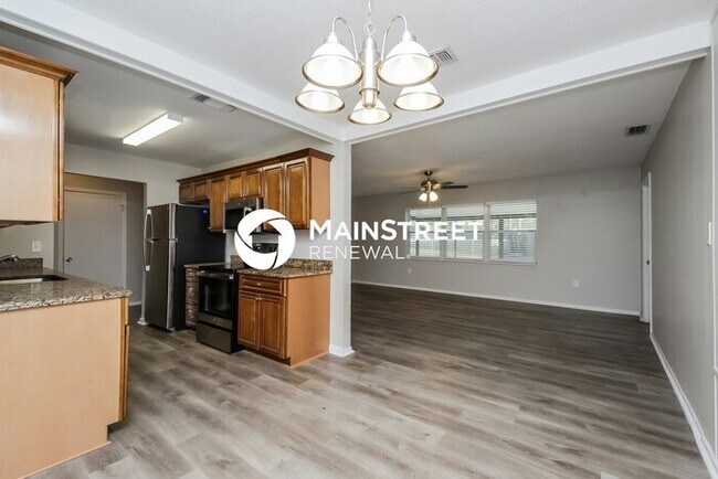 Foto del edificio - 3 Bedroom Pet-Friendly Home in ORLANDO, FL with Main Street Renewal