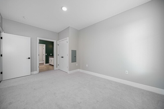 Interior Photo - The Frisbie