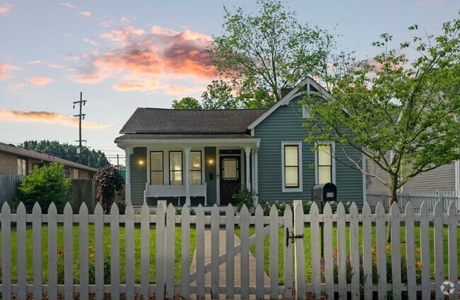 Building Photo - 928 Boscobel St