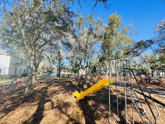 Foto del edificio - 7005 Waterside St