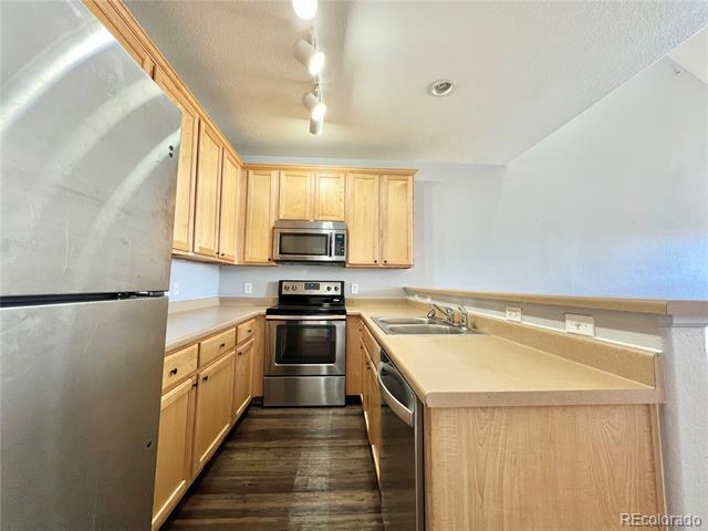 Foto del edificio - 16312 E Fremont Ave