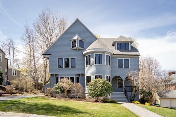 Building Photo - 55 Hillside Ave