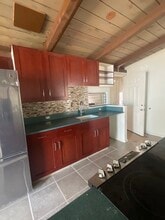 Building Photo - 2374 Anihinihi St