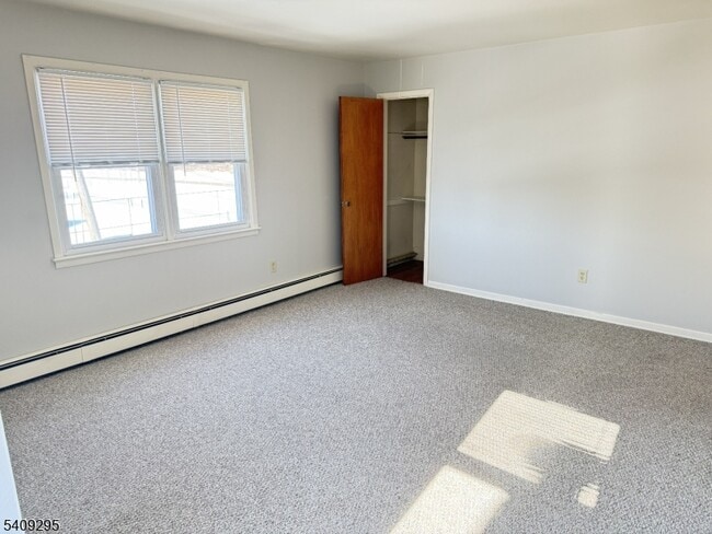 Foto del edificio - 172 Kanouse St