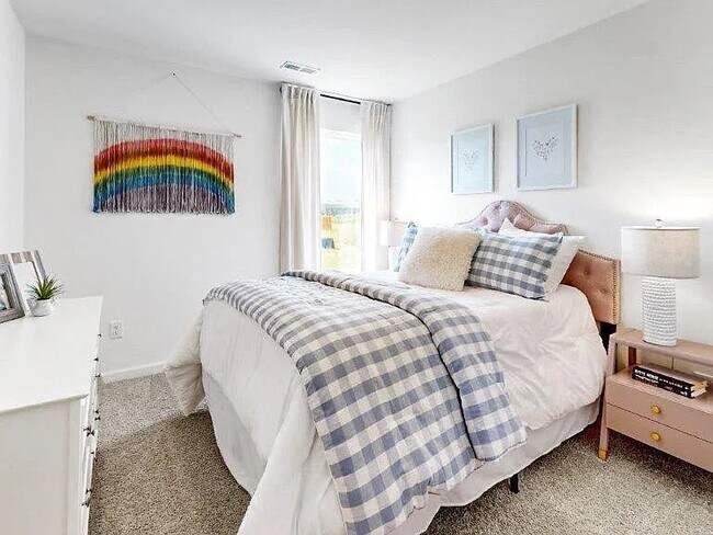 Foto del edificio - 595 Sterling Pl