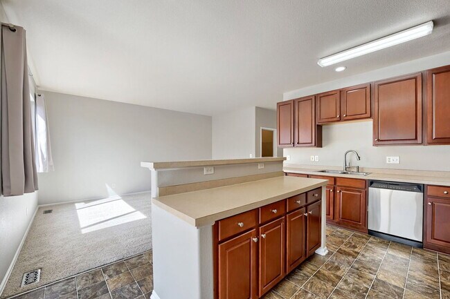 Foto del edificio - 15612 E 96th Way