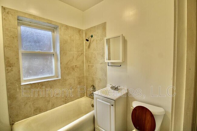 Building Photo - 8223 S Marshfield Ave