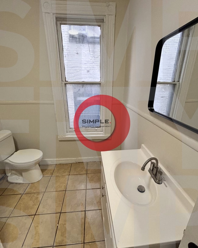 Photo - 230 N 4th St Apartment