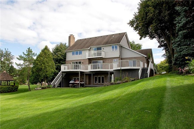 Foto del edificio - 3628 Woodland Dr