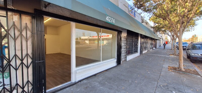 Foto principal - 4274 Beverly Blvd