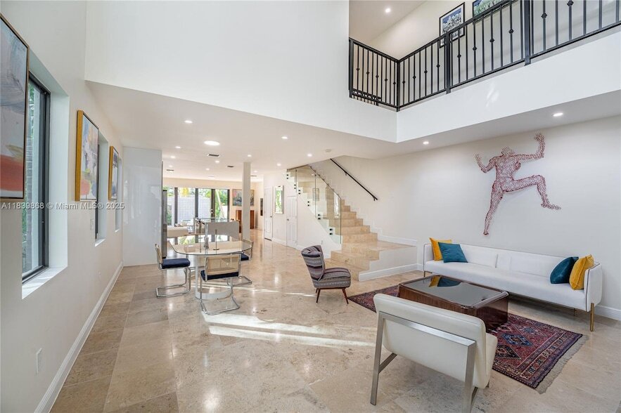 Foto principal - 2766 SW 33rd Ave