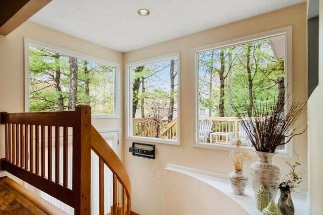 Foto del edificio - 33 Arrowhead Cir
