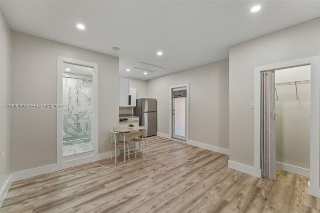 Foto del edificio - 10912 SW 146th Ave