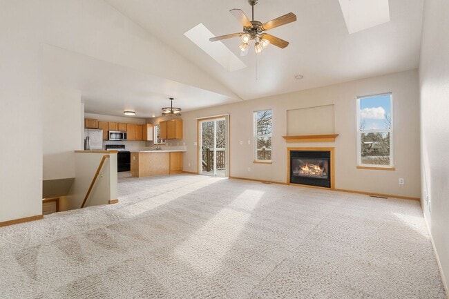 Foto del edificio - 2621 Pleasant Valley Rd