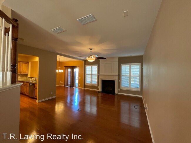 Building Photo - 3 br, 2.5 bath House - 10333 Blakeney Pres...