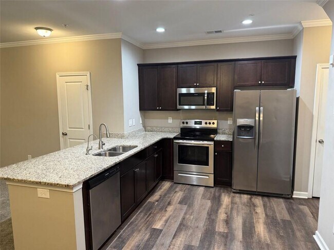 Foto del edificio - 3369 Hidden Stream Ct