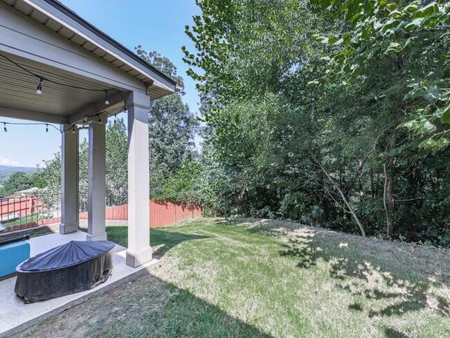 Building Photo - 5 Bedroom House in Canton Great Value