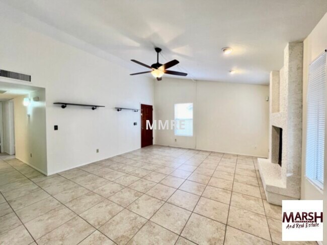 Foto del edificio - Wonderful 2 bedroom patio home in Chandler!
