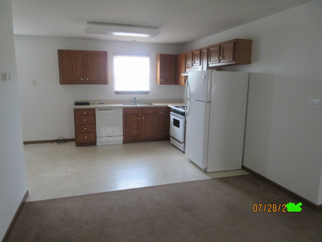 Building Photo - 107 Wrightsman St