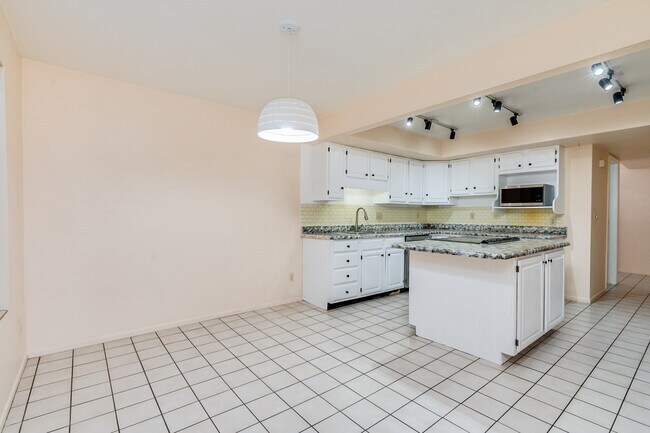 dining/kitchen - 8449 E Agape Dr