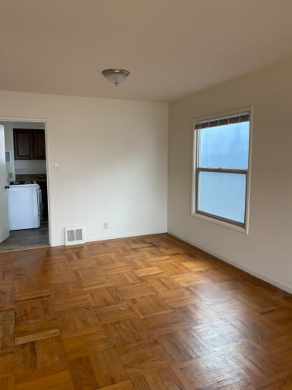 Building Photo - 54 Park Manor Dr