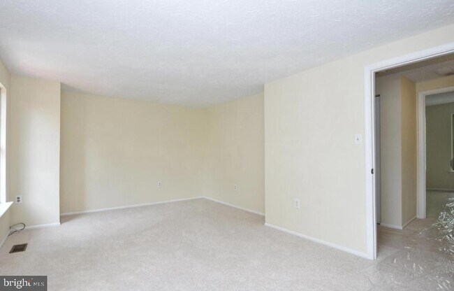 Foto del edificio - 7119 Branchwood Pl