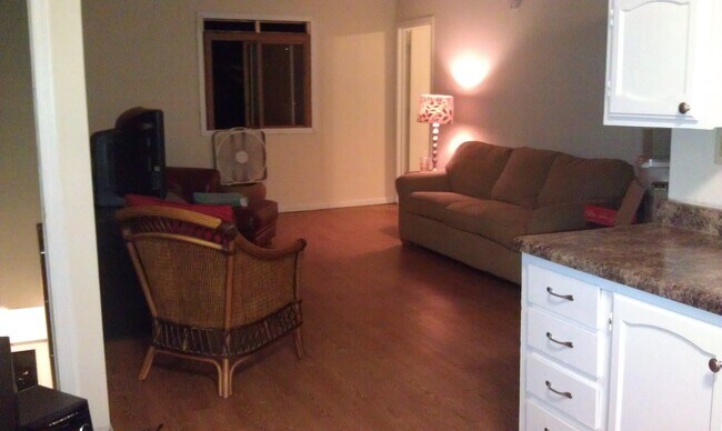 Foto del edificio - 215 W 31st St